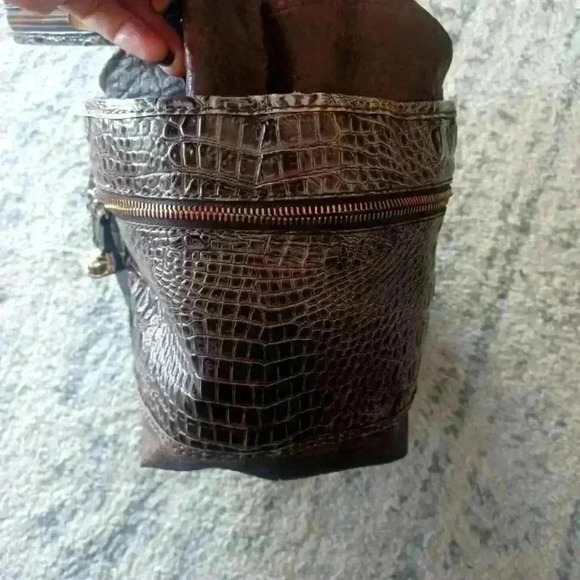 Jessica Simpson Brown Faux Leather and Croc Large Shoulder Bag - Picture 6 of 16